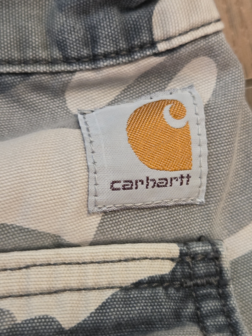 Vintage Carhartt Men's Gray and Cream Canvas Camo Relaxed Fit Cargo Shorts-Sz 34 - Picture 7 of 7